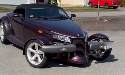 1999 Plymouth Prowler Base