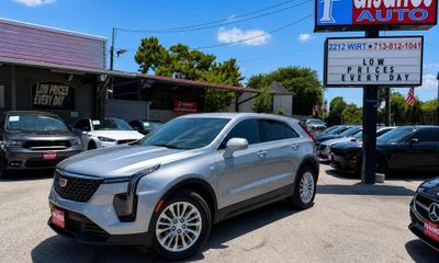 2024 Cadillac XT4 Luxury