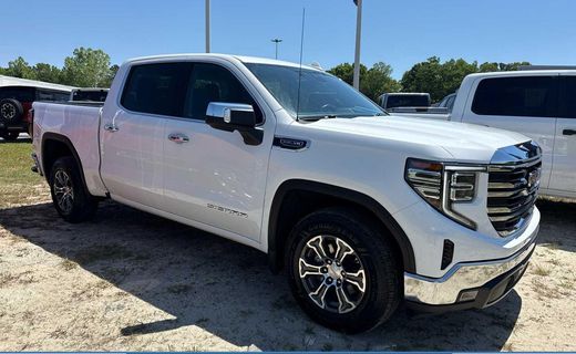 2025 GMC Sierra SLT