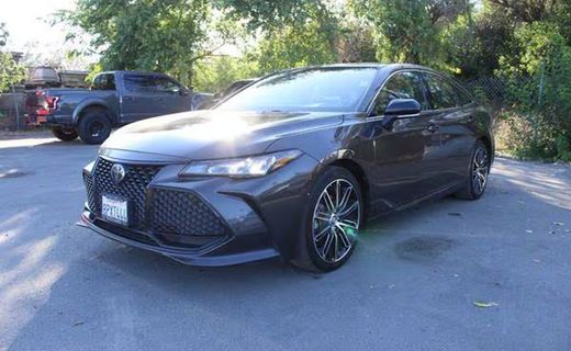 2020 Toyota Avalon XSE