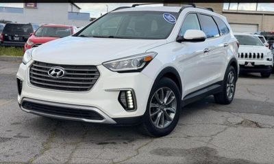2018 Hyundai Santa FE SE Premium PKG