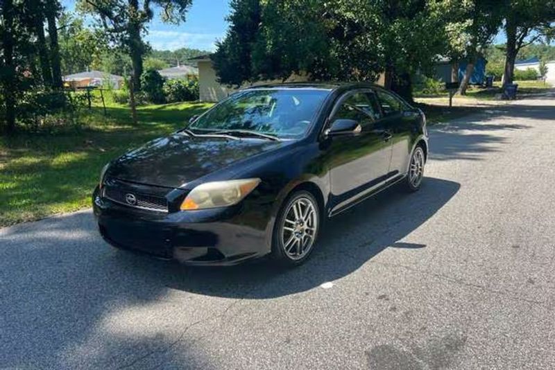 2005 Toyota Scion Tc — a typically priced live listing