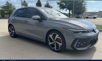 2026 Volkswagen Golf GTI SE