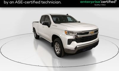 2023 Chevrolet Silverado LT
