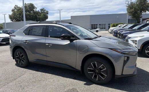 2026 Toyota BZ XLE Plus
