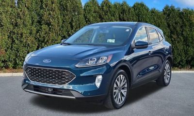 2020 Ford Escape Titanium