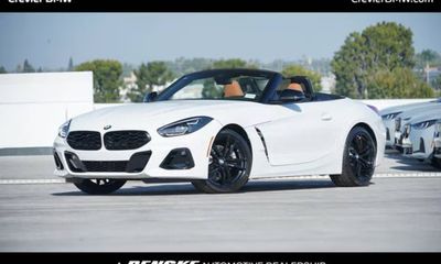 2026 BMW Z4 sDrive30i