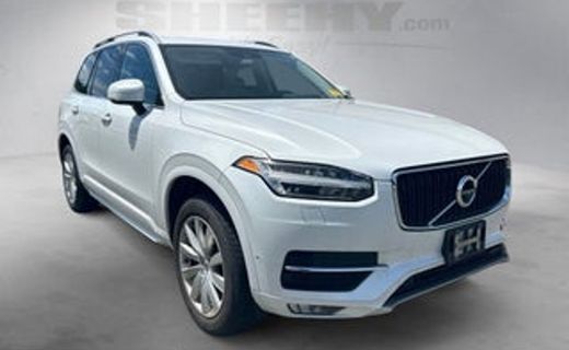 2017 Volvo XC90 Momentum