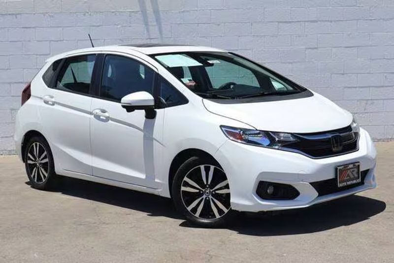 2020 Honda FIT — a typically priced live listing