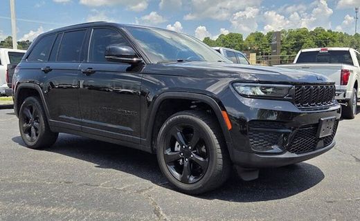 2022 Jeep Grand Cherokee Laredo