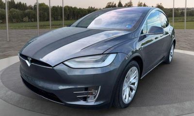 2017 Tesla Model X 100D