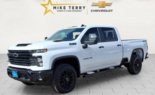 2026 Chevrolet Silverado HD Custom