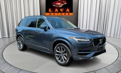2019 Volvo XC90 Momentum