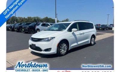 2018 Chrysler Pacifica Touring L Plus