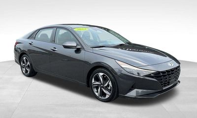 2023 Hyundai Elantra SEL W Convenience