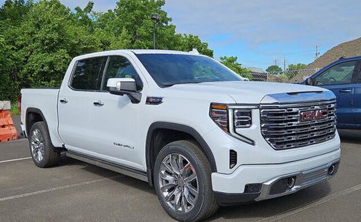 2026 GMC Sierra Denali
