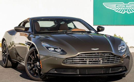 2017 Aston Martin DB11 V12 Coupe