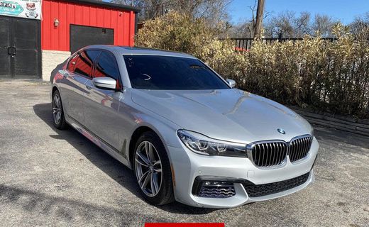 2017 BMW 740I