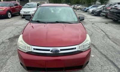 2010 Ford Focus S