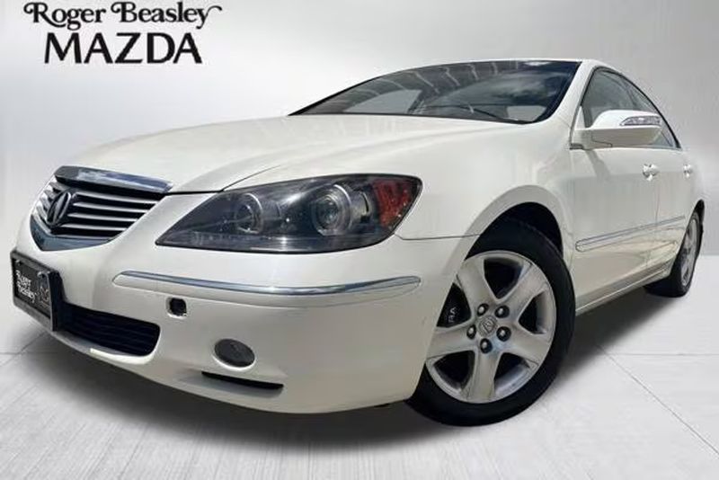 2005 Acura RL — a typically priced live listing