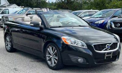 2012 Volvo C70 T5