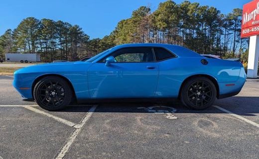 2015 Dodge Challenger SXT Plus