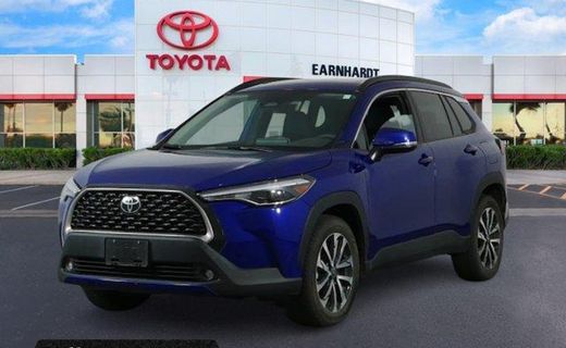 2024 Toyota Corolla Cross XLE