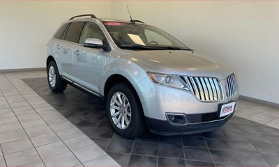 2013 Lincoln MKX Base