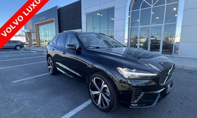 2023 Volvo XC60 Ultimate Dark