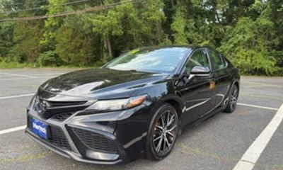 2022 Toyota Camry SE Nightshade