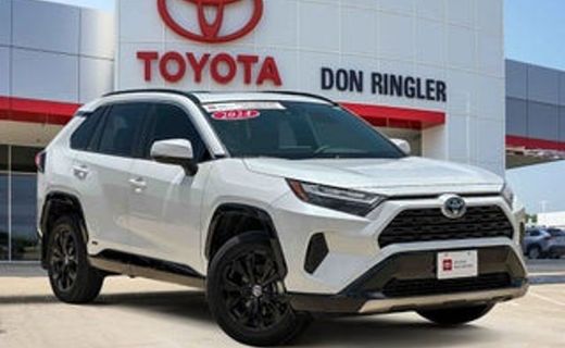 2022 Toyota RAV4 XLE