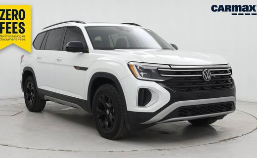 2024 Volkswagen Atlas 4MOTION Peak Edition
