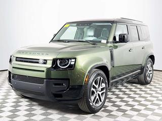 2026 Land Rover Defender 110 SE