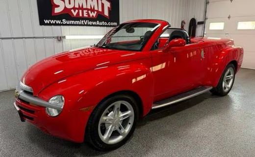 2004 Chevrolet SSR LS