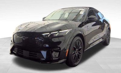 2025 Ford Mustang Mach-E Premium