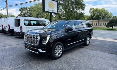 2025 GMC Yukon XL Denali