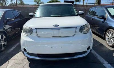 2015 Kia Soul GLS Middle Grade