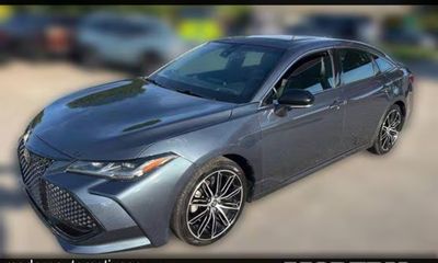 2022 Toyota Avalon Touring