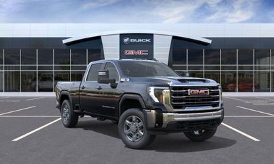 2026 GMC Sierra HD SLE