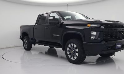 2022 Chevrolet Silverado HD Custom