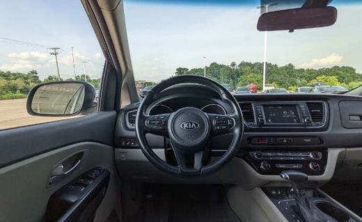 2017 Kia Sedona LX