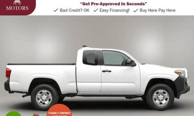 2017 Toyota Tacoma SR SR5