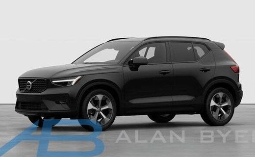 2026 Volvo XC40 Plus Dark