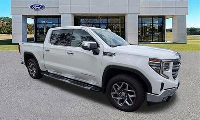 2024 GMC Sierra SLT