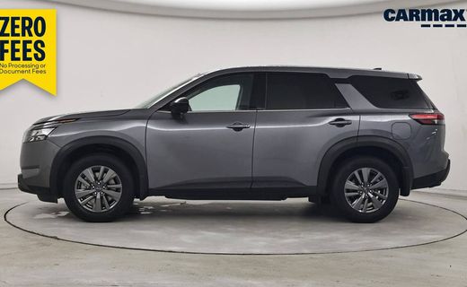 2025 Nissan Pathfinder S