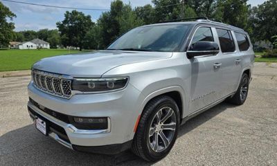 2024 Jeep Grand Wagoneer L Base