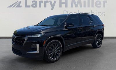2023 Chevrolet Traverse RS