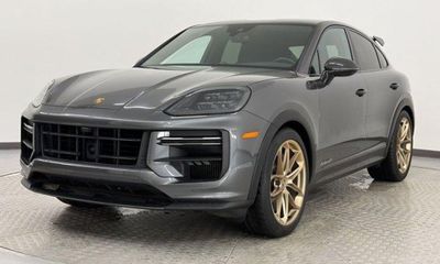 2024 Porsche Cayenne Turbo GT
