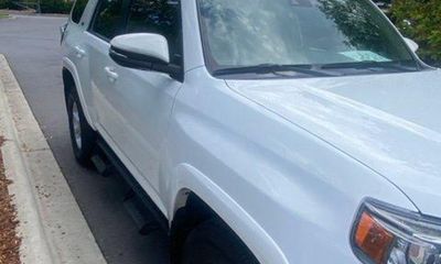 2024 Toyota 4RUNNER SR5 Prem