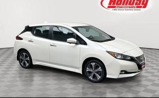 2022 Nissan Leaf SV